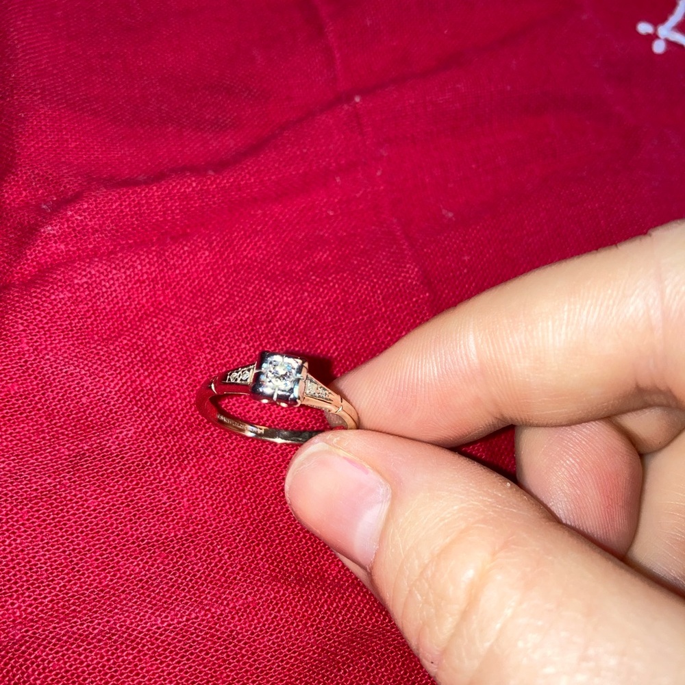 14K ARTCARVED Size 6 Vintage Elegant Gold Diamond Ring